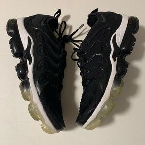 Men’s Nike Air VaporMax Plus White Black